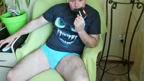 jake_buddy online show from April 2026 09:58:01 AM