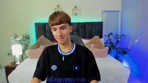 Snapshot of jake_evanss_ chatting on May 2026 02:02:01 PM JAKE online show from May 2026 02:02:01 PM