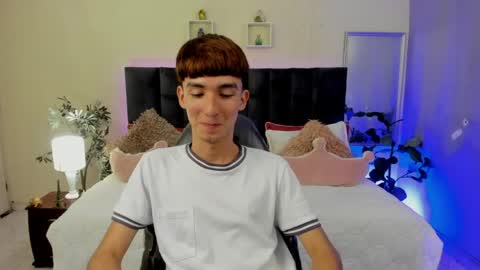 Snapshot of jake_evanss_ chatting on May 2026 02:25:02 PM JAKE online show from May 2026 02:25:02 PM