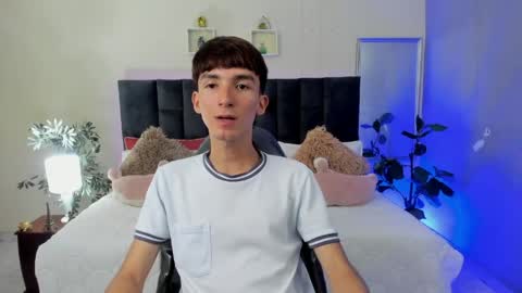 Snapshot of jake_evanss_ chatting on May 2026 02:45:01 PM JAKE online show from May 2026 02:45:01 PM
