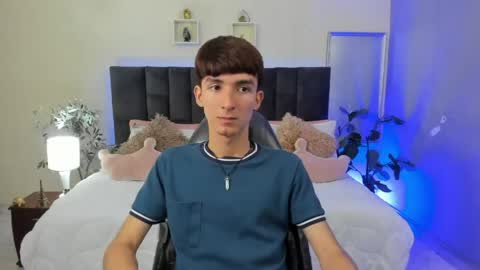 Snapshot of jake_evanss_ chatting on May 2026 03:18:01 PM JAKE online show from May 2026 03:18:01 PM