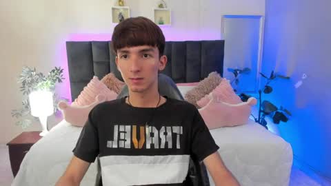 Snapshot of jake_evanss_ chatting on May 2026 02:37:01 PM JAKE online show from May 2026 02:37:01 PM
