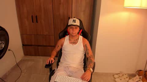 Snapshot of jake_pons chatting on January 2026 07:13:02 AM Jake Pons online show from January 2026 07:13:02 AM