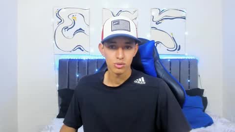 Hi guys im new 3 online show from December 2024 08:07:02 PM