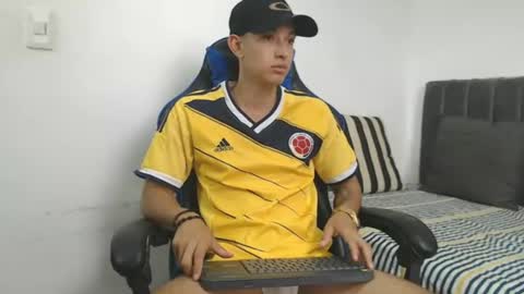 Hi guys im new 3 online show from July 2026 09:21:02 PM