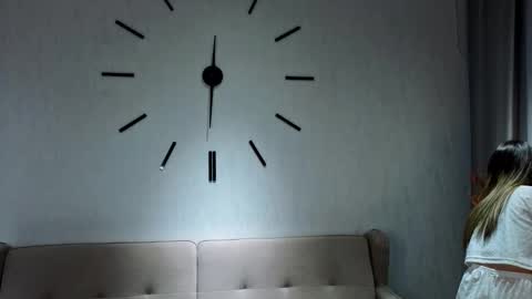 Iris online show from November 2025 05:17:02 AM