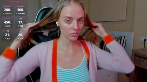 Sofia online show from February 2025 09:53:02 AM