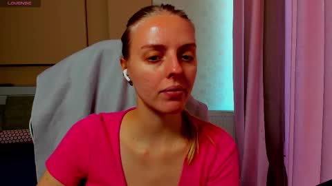 Sofia online show from November 2025 09:31:01 AM