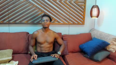   online show from March 2025 07:48:01 PM