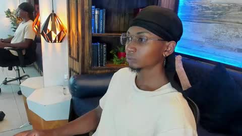   online show from March 2025 07:42:02 PM