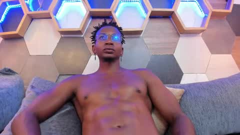   online show from March 2025 10:52:02 PM