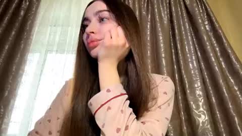 Snapshot of jamamcnab chatting on July 2026 09:04:02 AM Alice online show from July 2026 09:04:02 AM