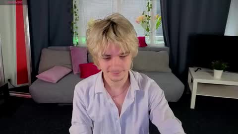 Snapshot of jamemiller chatting on March 2026 07:15:01 AM JameMiller online show from March 2026 07:15:01 AM