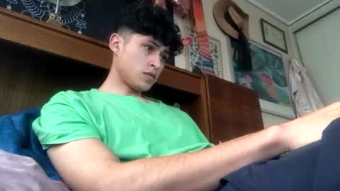 Snapshot of james2002og chatting on October 2025 10:18:02 PM james2002og online show from October 2025 10:18:02 PM