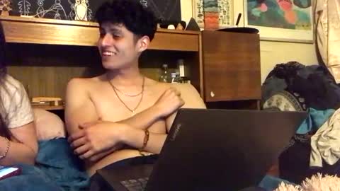Snapshot of james2002og chatting on October 2025 02:12:02 AM james2002og online show from October 2025 02:12:02 AM