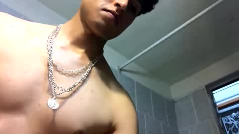 Snapshot of james2002og chatting on November 2025 07:12:01 PM james2002og online show from November 2025 07:12:01 PM