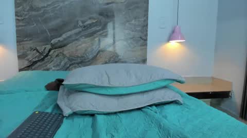 james_06_ online show from May 2026 02:45:01 PM