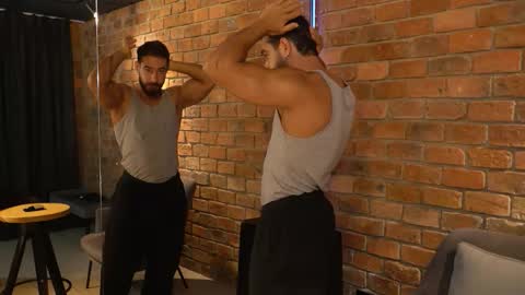 James Axel online show from November 2025 02:30:02 PM