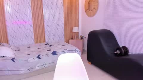 James online show from September 2025 07:41:02 PM