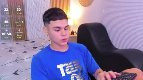 James online show from October 2025 08:42:01 PM