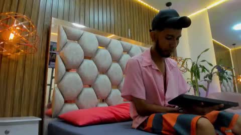 James Walsh online show from February 2026 07:56:02 PM