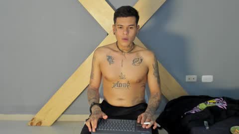 Jamesinked  online show from December 2024 10:26:02 PM