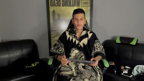 Snapshot of jamesinked_ chatting on December 2024 04:31:02 AM Jamesinked online show from December 2024 04:31:02 AM