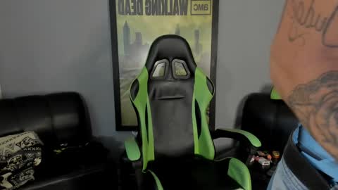 Snapshot of jamesinked_ chatting on December 2024 04:19:01 PM Jamesinked online show from December 2024 04:19:01 PM