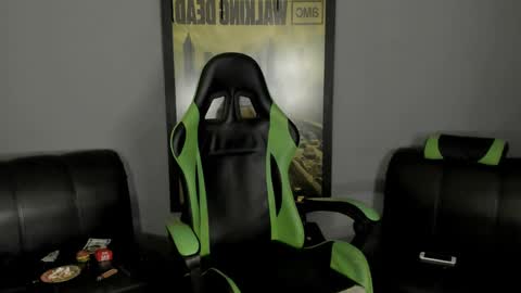 Jamesinked  online show from February 2025 12:49:01 AM