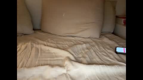 jameslarson1 online show from January 2025 02:04:02 AM