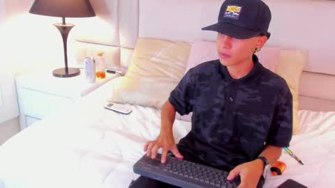 jamess_ford online show from January 2025 10:01:01 PM