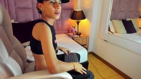 jamess_ford online show from February 2025 01:41:02 AM