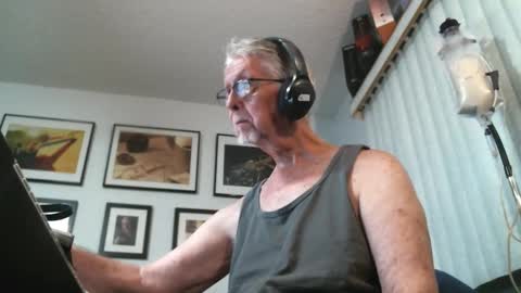 james age 75 online show from December 2025 11:57:02 PM