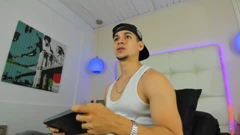 --- James --- online show from August 2026 11:18:01 PM