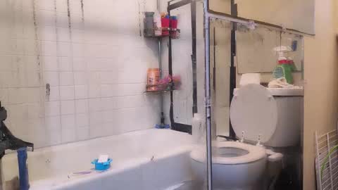 Bootyshows online show from November 2025 01:20:01 PM