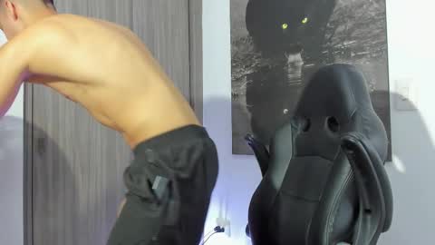 jamzawolf online show from February 2026 04:16:02 PM