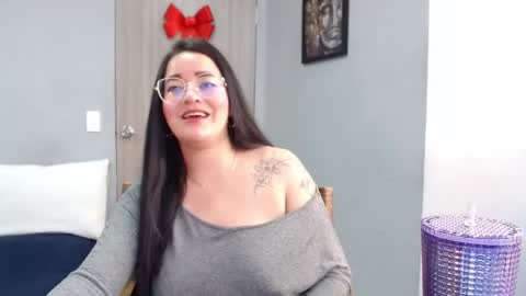Snapshot of jane_and_paul1 chatting on April 2026 09:38:01 PM online show from April 2026 09:38:01 PM