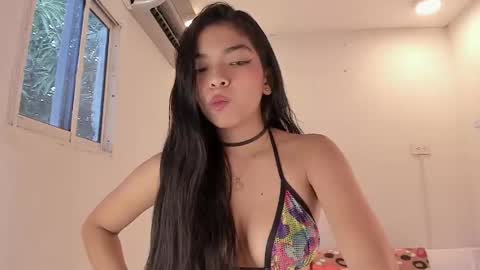 Jane  M online show from December 2024 08:00:01 PM