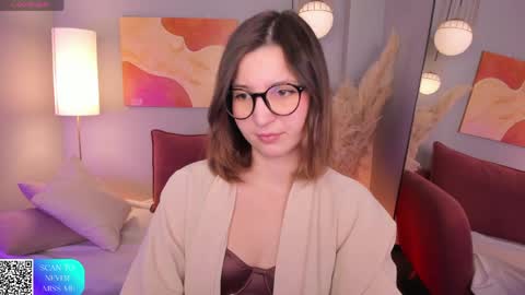 Snapshot of jane_pearl chatting on May 2026 06:52:01 AM Jane online show from May 2026 06:52:01 AM