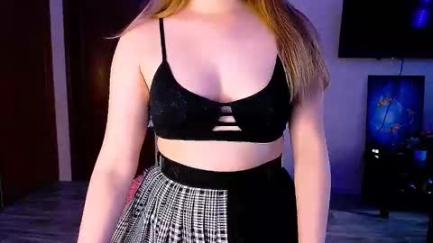 Jane online show from October 2025 07:01:02 PM