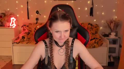 Jane online show from September 2025 02:50:01 PM