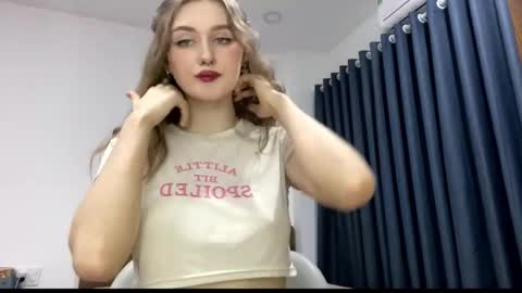 Janie online show from April 2026 04:59:01 PM