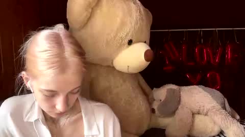 Elsa online show from June 2026 10:15:01 AM