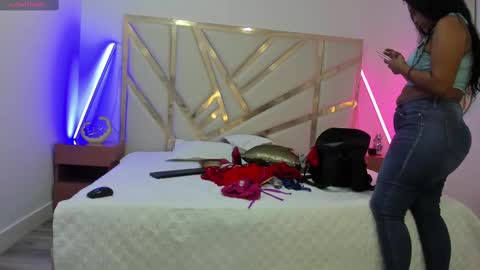 Janna online show from October 2025 03:45:02 AM