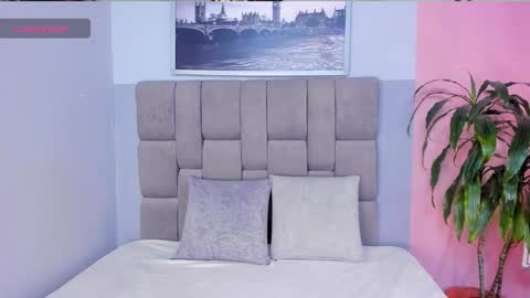 Snapshot of janna_lopezz chatting on December 2025 10:57:01 AM Janna online show from December 2025 10:57:01 AM
