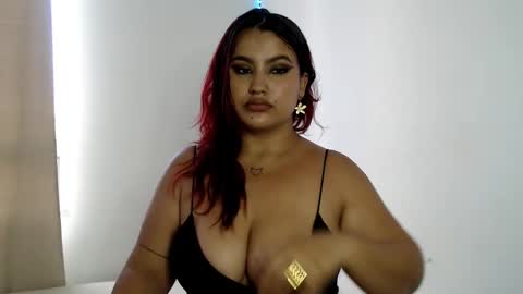 Janne  online show from January 2025 09:51:01 PM