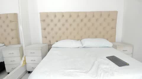 Snapshot of janneblossom chatting on September 2025 08:41:01 PM Janne online show from September 2025 08:41:01 PM