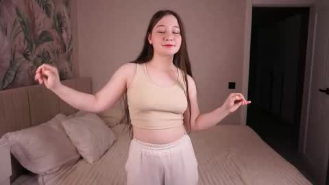 Snapshot of jannetmeurer chatting on October 2025 05:33:01 PM Isabella online show from October 2025 05:33:01 PM