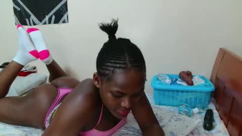 Jannie online show from April 2026 07:58:01 PM