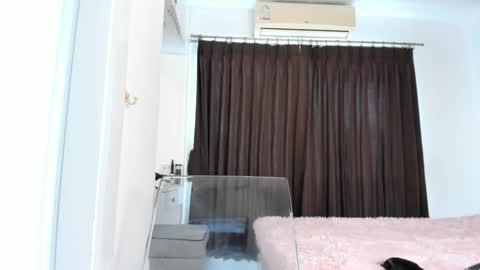 Amelle online show from February 2025 05:09:02 AM